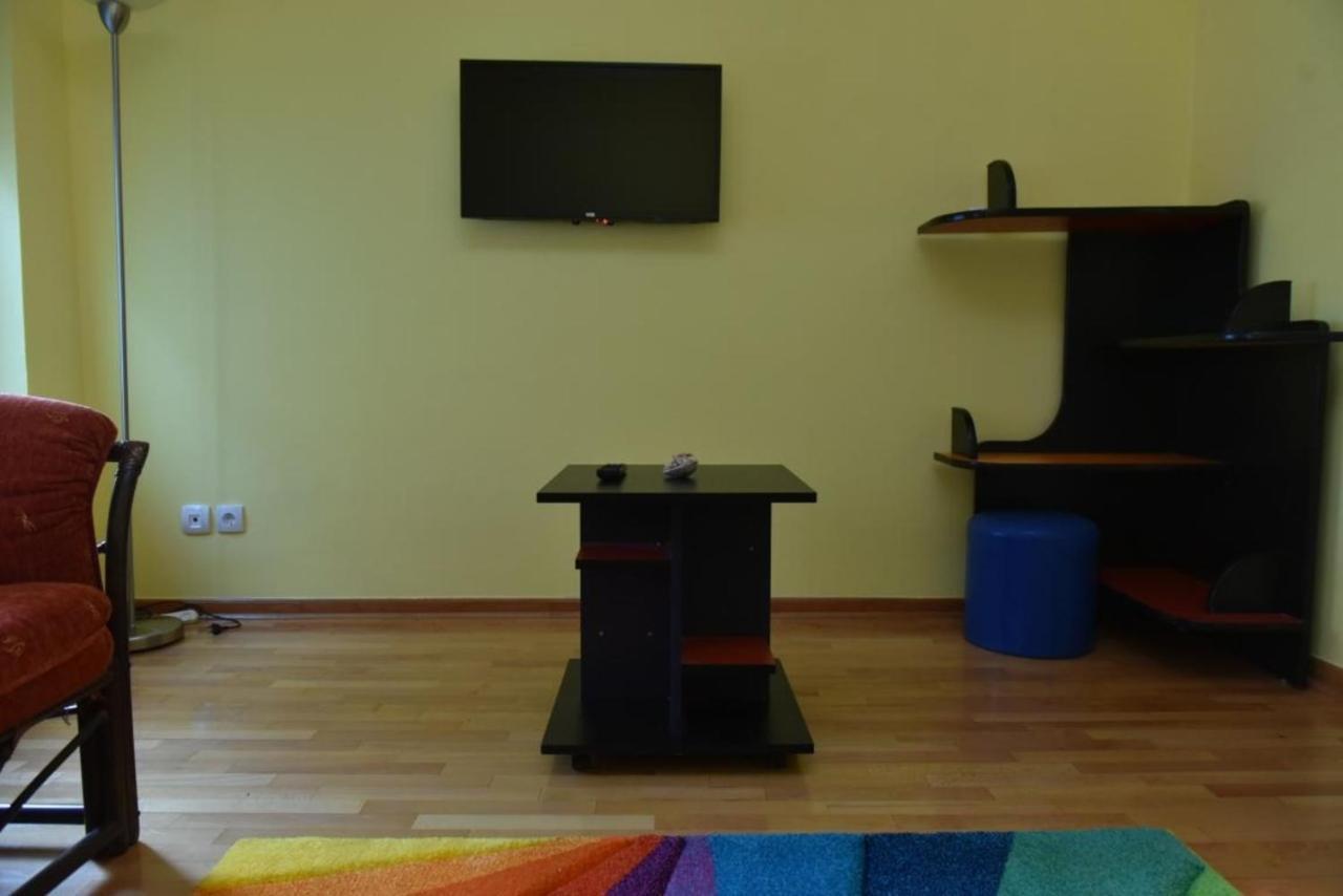 Promenada Apartmani Kruševac Esterno foto