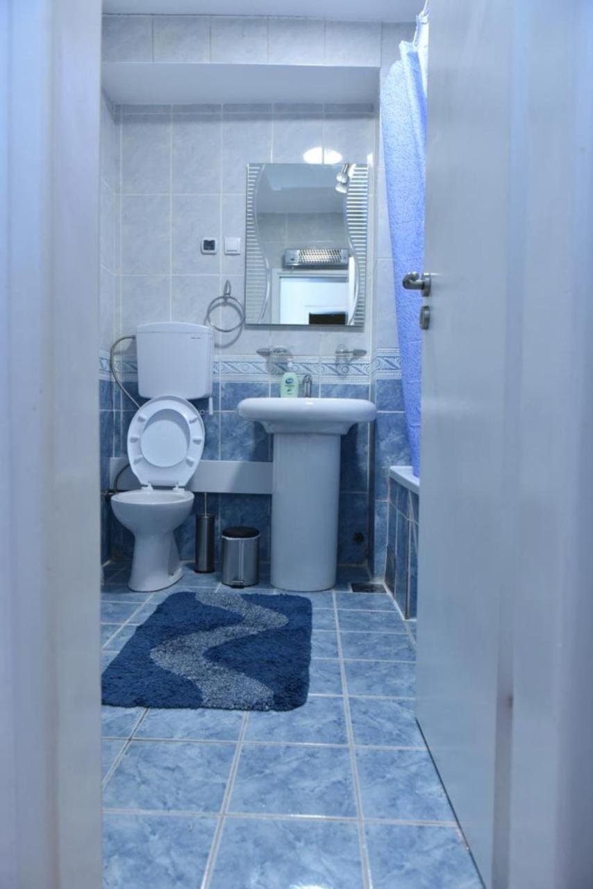 Promenada Apartmani Kruševac Esterno foto